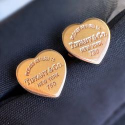 Tiffany & Co. 18k rose gold Return to Tiffany® Heart Tag Stud Mini Earrings
