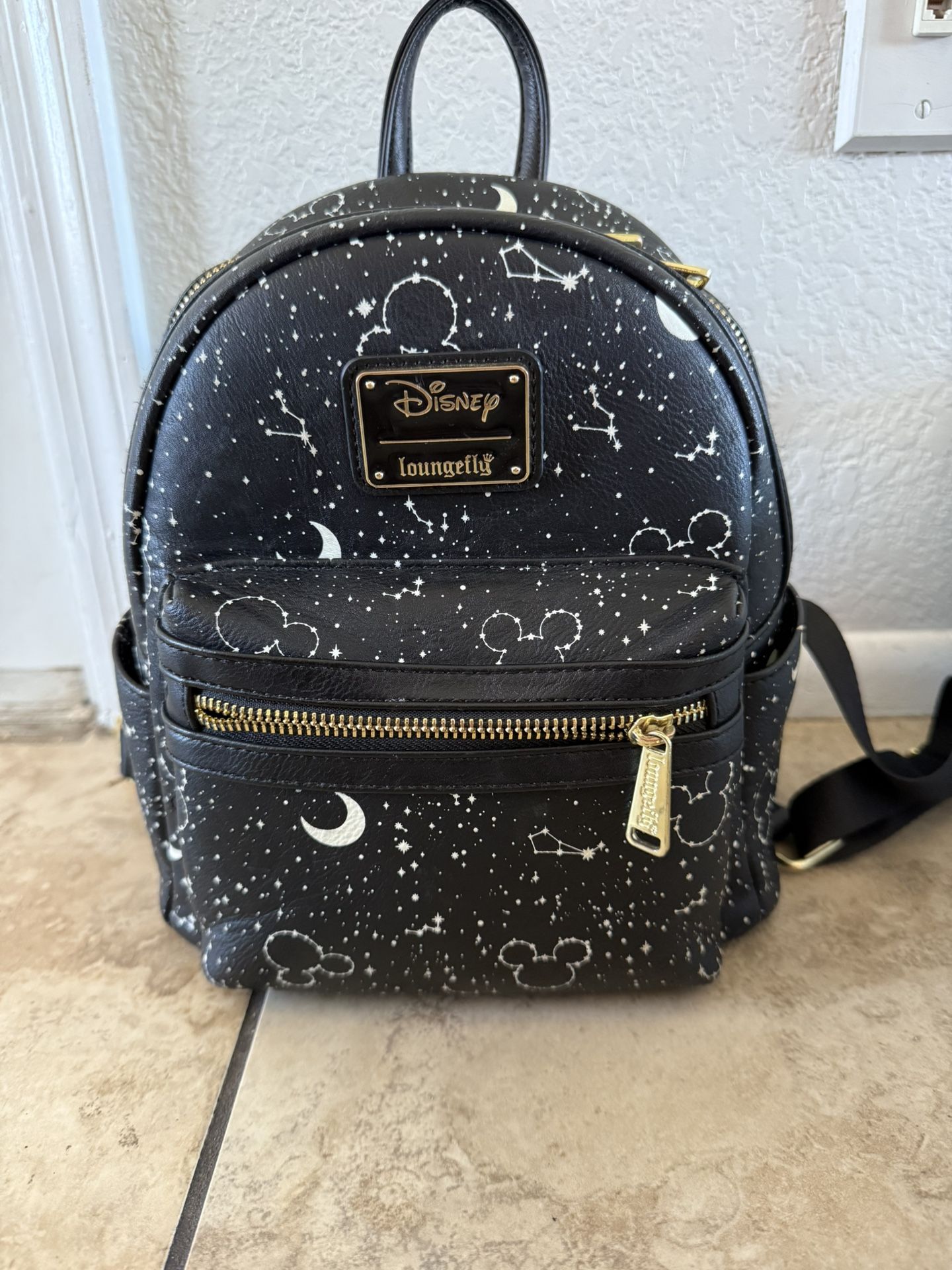 Constellation Mickey Loungfly