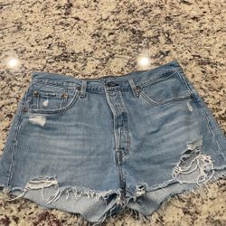 501 Levi's Women Shorts 