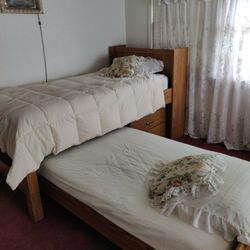 Bunk Bed Set With Drawers And Desk On Side $125