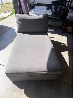 Lounge couch