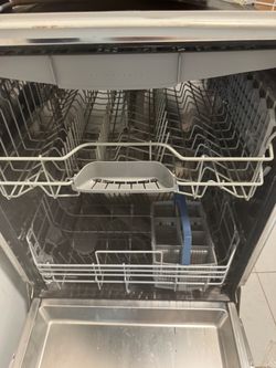 Bosch Built-In Dishwasher with Stainless Steel Interior