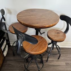 Like New High Top Table And Chairs