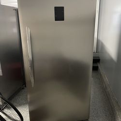 Frigidaire Upright Freezer Or Refrigerator 
