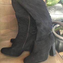 Boots Sophie. Size 10