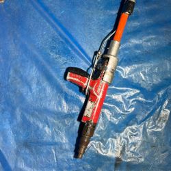 Hilty, Dx 350 With Ceiling Pole