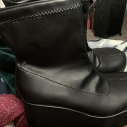 Soda Platforms boots