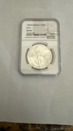1985 Mexico 1 Onza Silver Coin NGC MS66