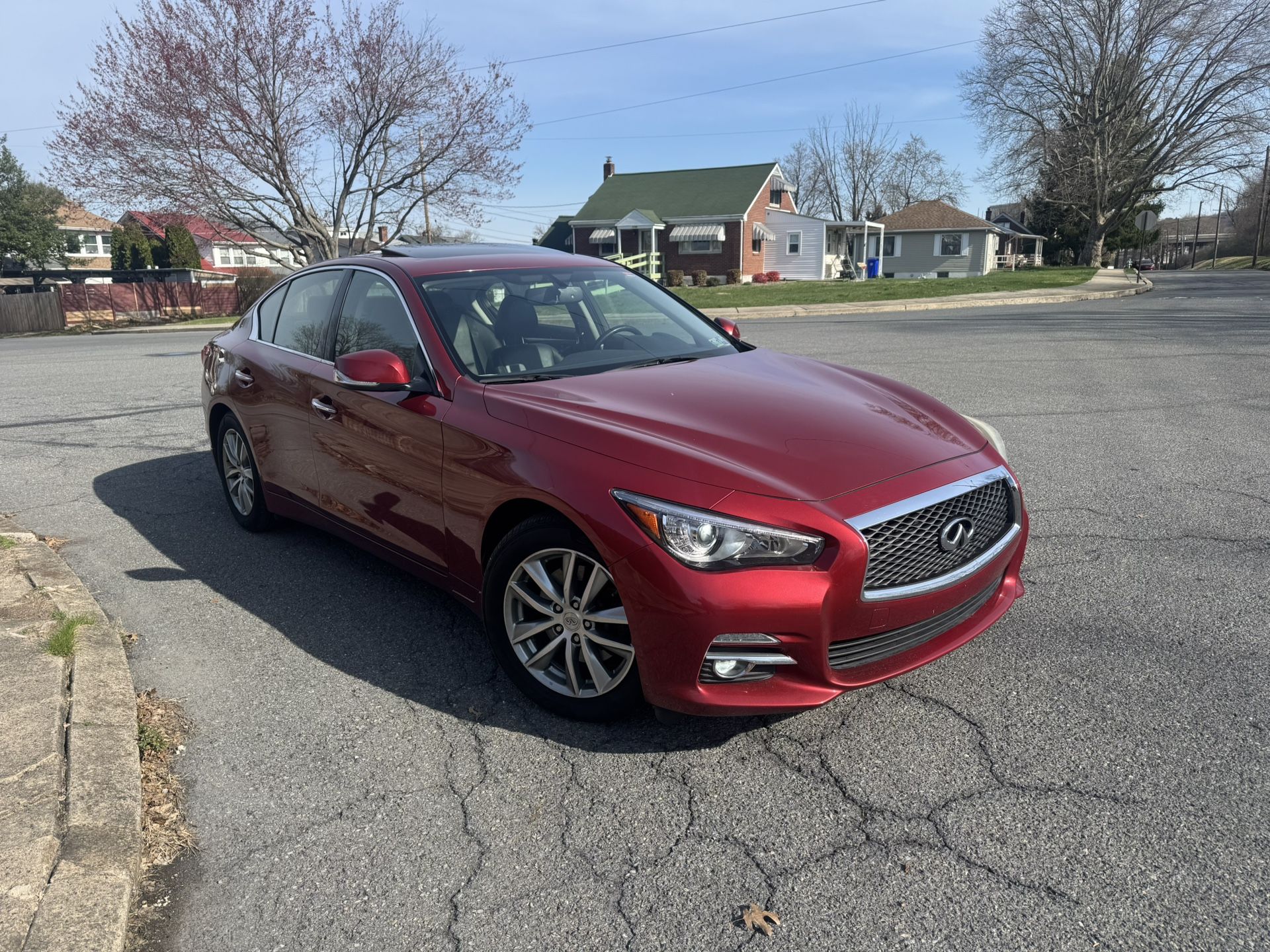 2015 Infiniti Q50