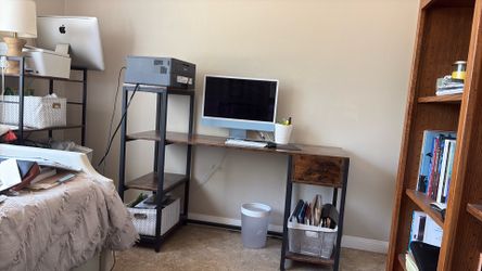 Computer desk