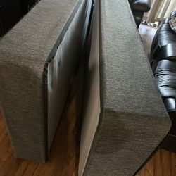 Twin Bed Stand