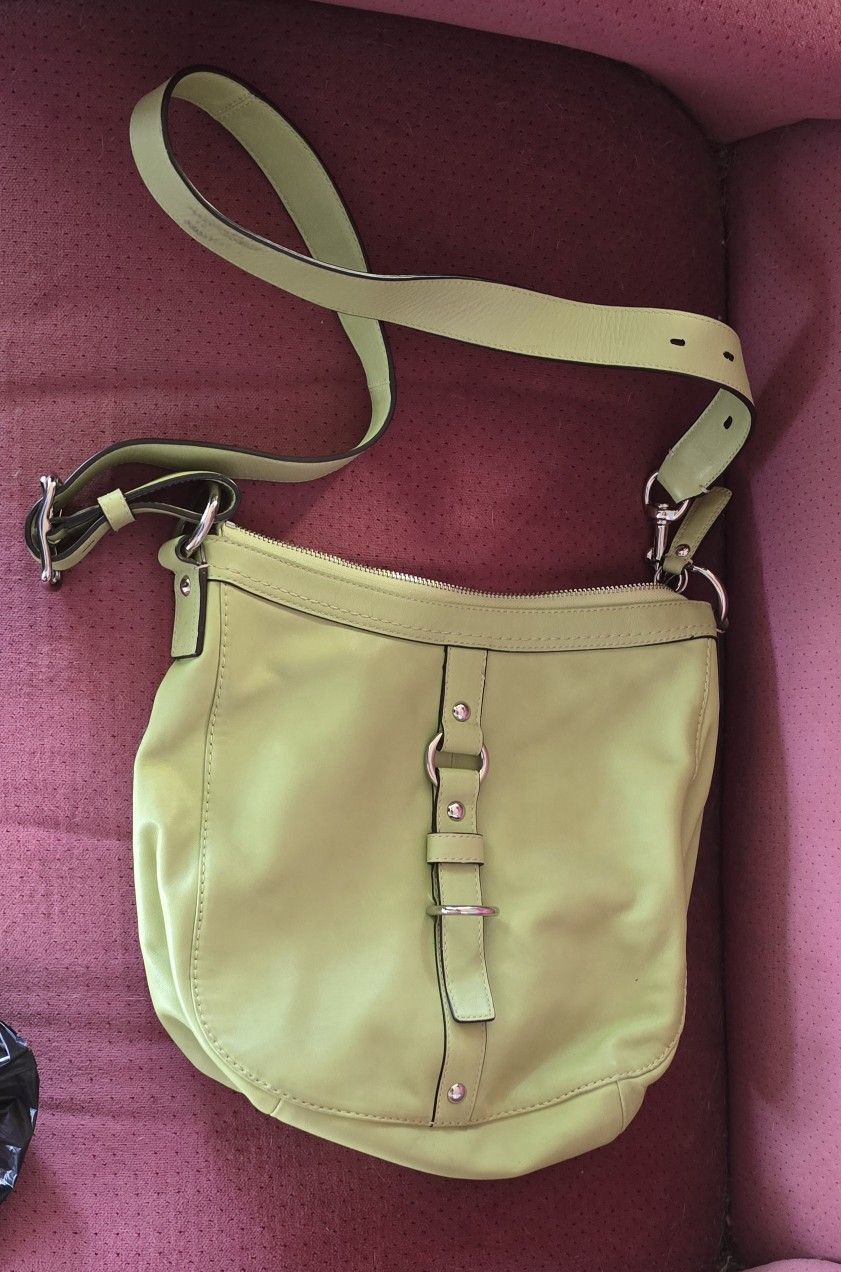 Authentic Coach Green Leather Purse