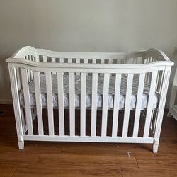 baby crib and baby changing table