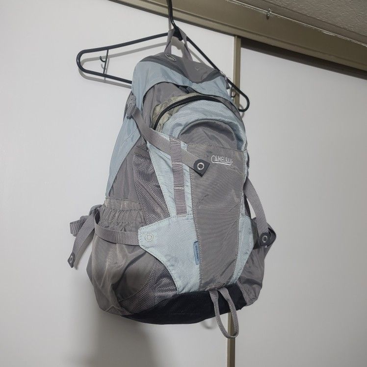 Camelbak Helena Day hiking backpack with new hydro pak 1.5L bladder