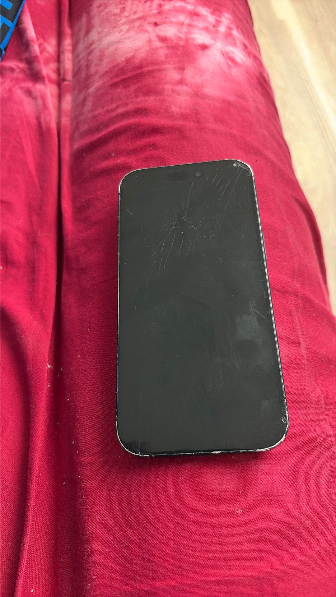 iPhone 15 T-Mobile locked