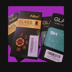 iphone 6.7 in display 12 screen protectors for $5! 