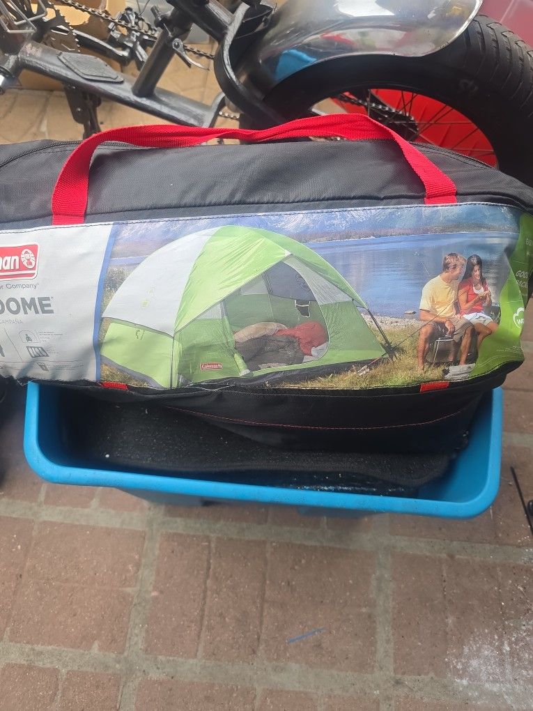COLEMAN CAMPING TENT ⛺️