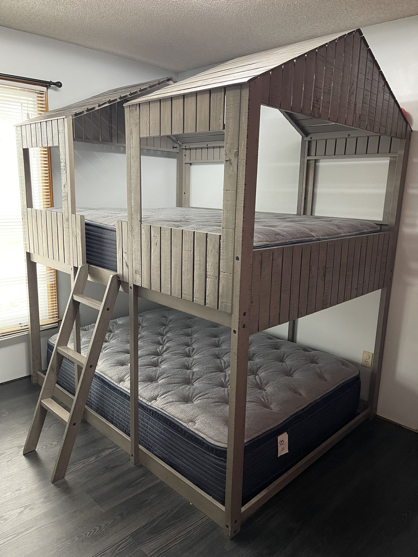 Full Size Bunk Beds