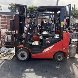 2018 Hangcha Forklift Low Hours