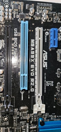 ASUS M5A99X Evo r2.0 motherboard w/  CPU and 1 RAM 4GB