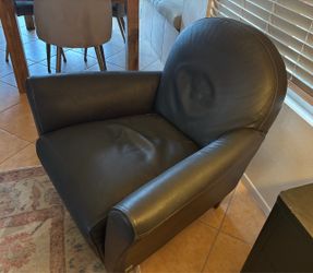 Living room chair