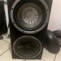 Subwoofer And Boss Car Speakers For Sell