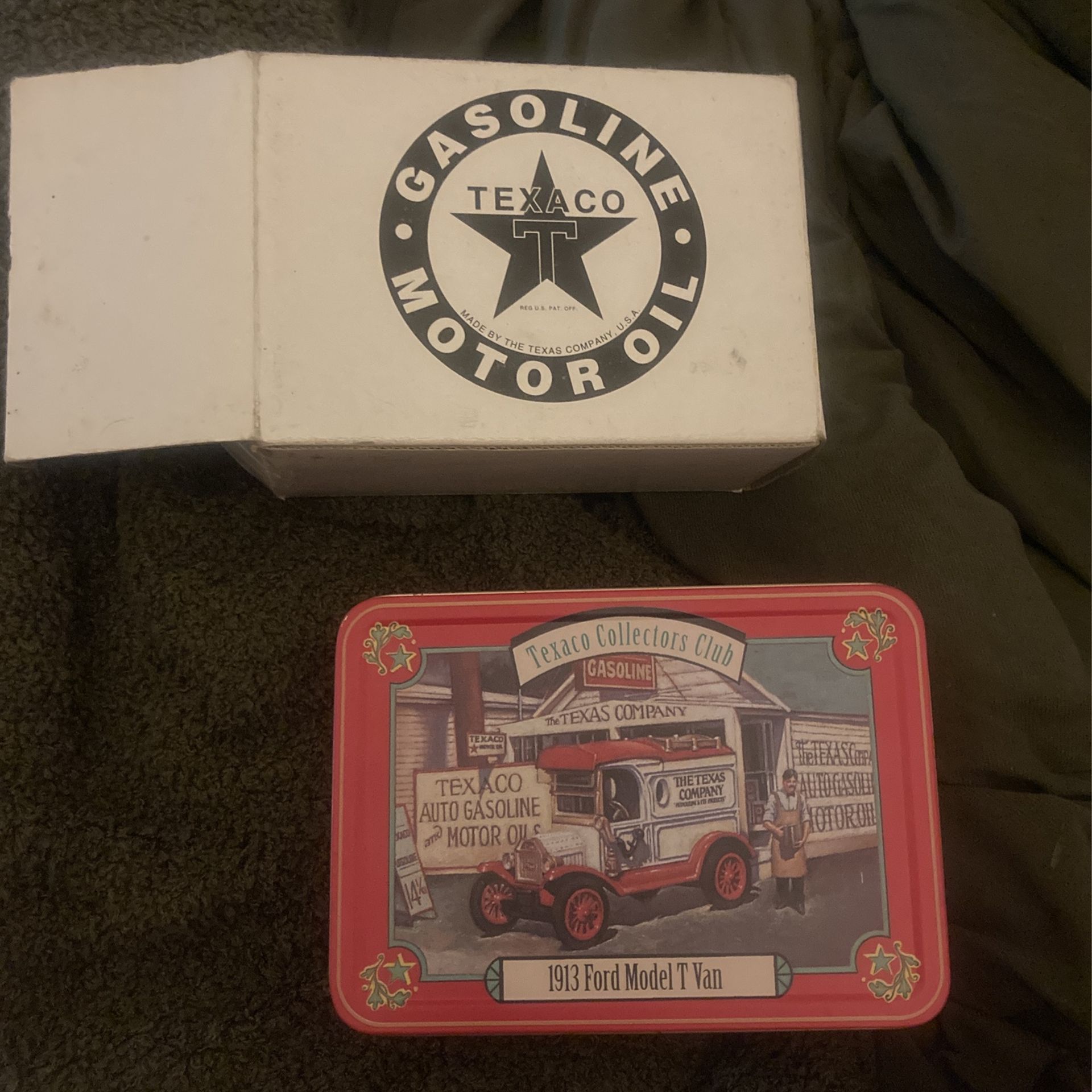 Gasoline Motor Oil Truck 