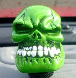 Skull gear shift knob