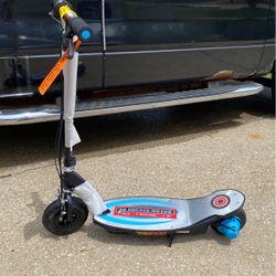 ELECTRIC KIDS SCOOTER 🛴 
