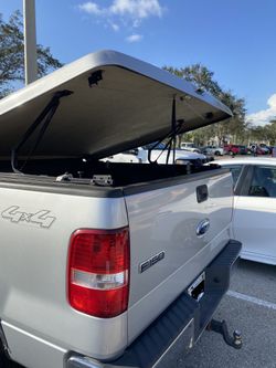 Truck Bed Cover 