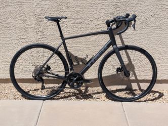2025 Trek Domane AL - Shimano 105 Road Bike