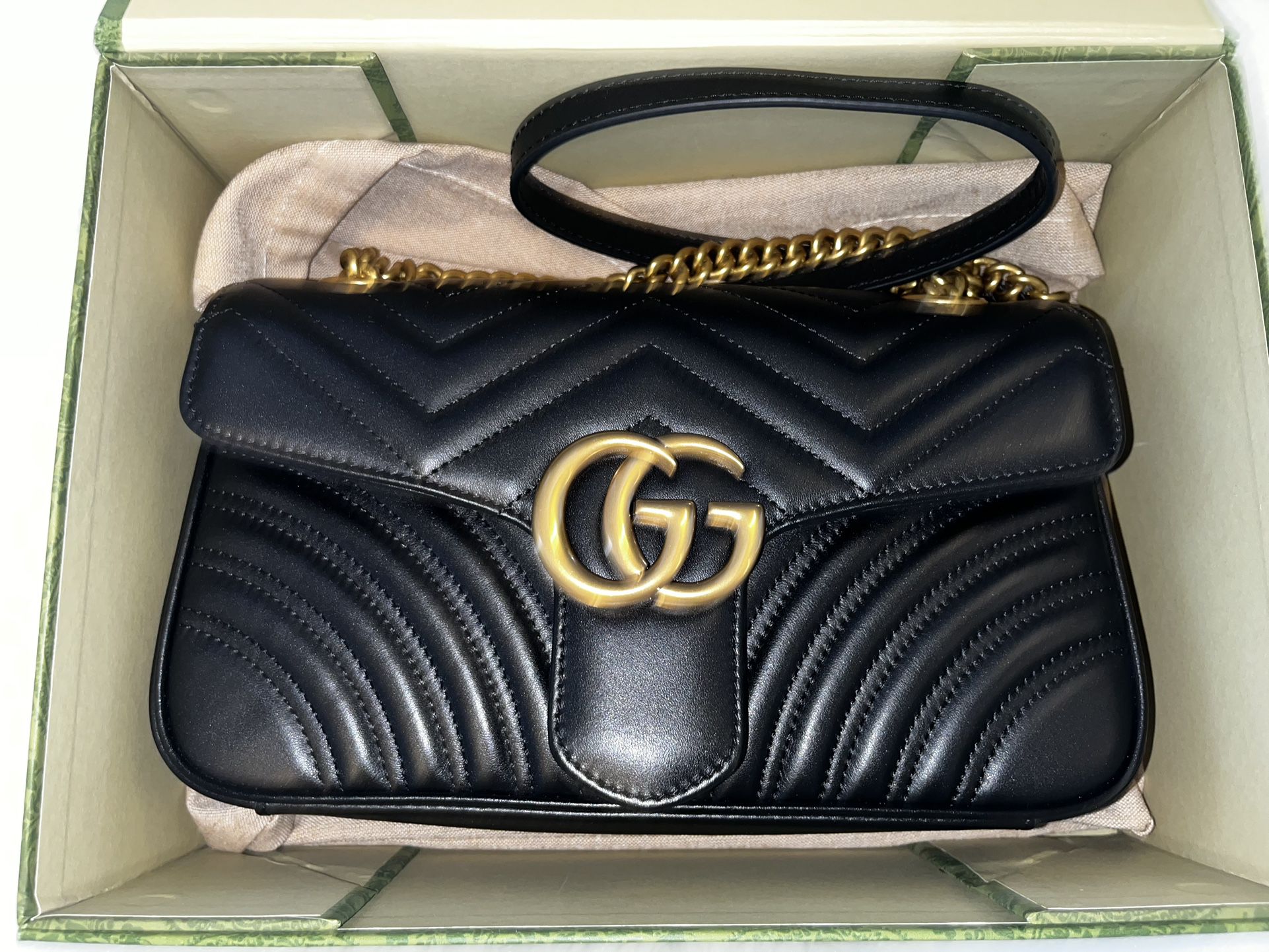 Marmont GG Handbag 