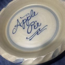 Rowe Pottery Apple Pie Dish