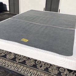 New In A Box Not Assembled QUEEN Size 4” Smart Box Spring 