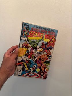 Avengers Secret Wars #1 Comic Book