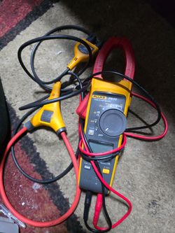 Fluke 376fc with iflex for measuring up to 2500 amps