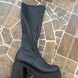 Black Platform Boots 