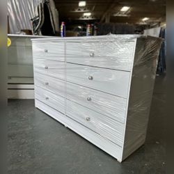 8 Drawer Dresser