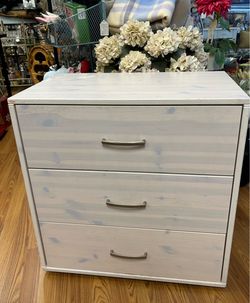 FLEXA Chest with 3 Drawers - White Washed 3 Drawer Dresser 29” x 17” x 29”