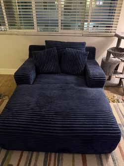 Oversized Sofa Lounger