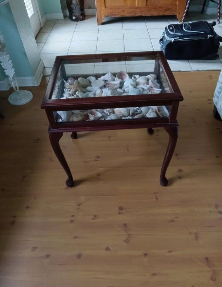 Duncan Phyfe Shadow Box Coffee Table with South Beaches Sea Shell collection