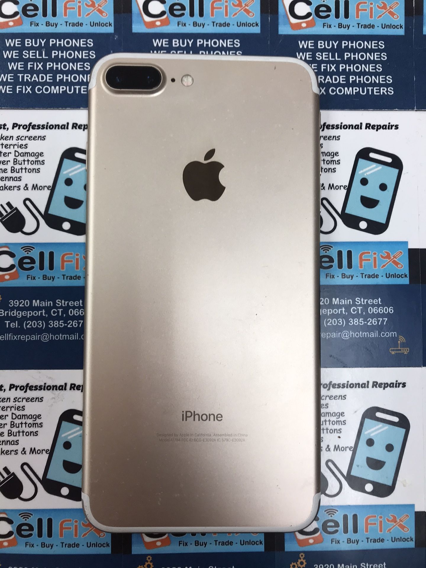 iPhone 7 Plus unlocked 128GB