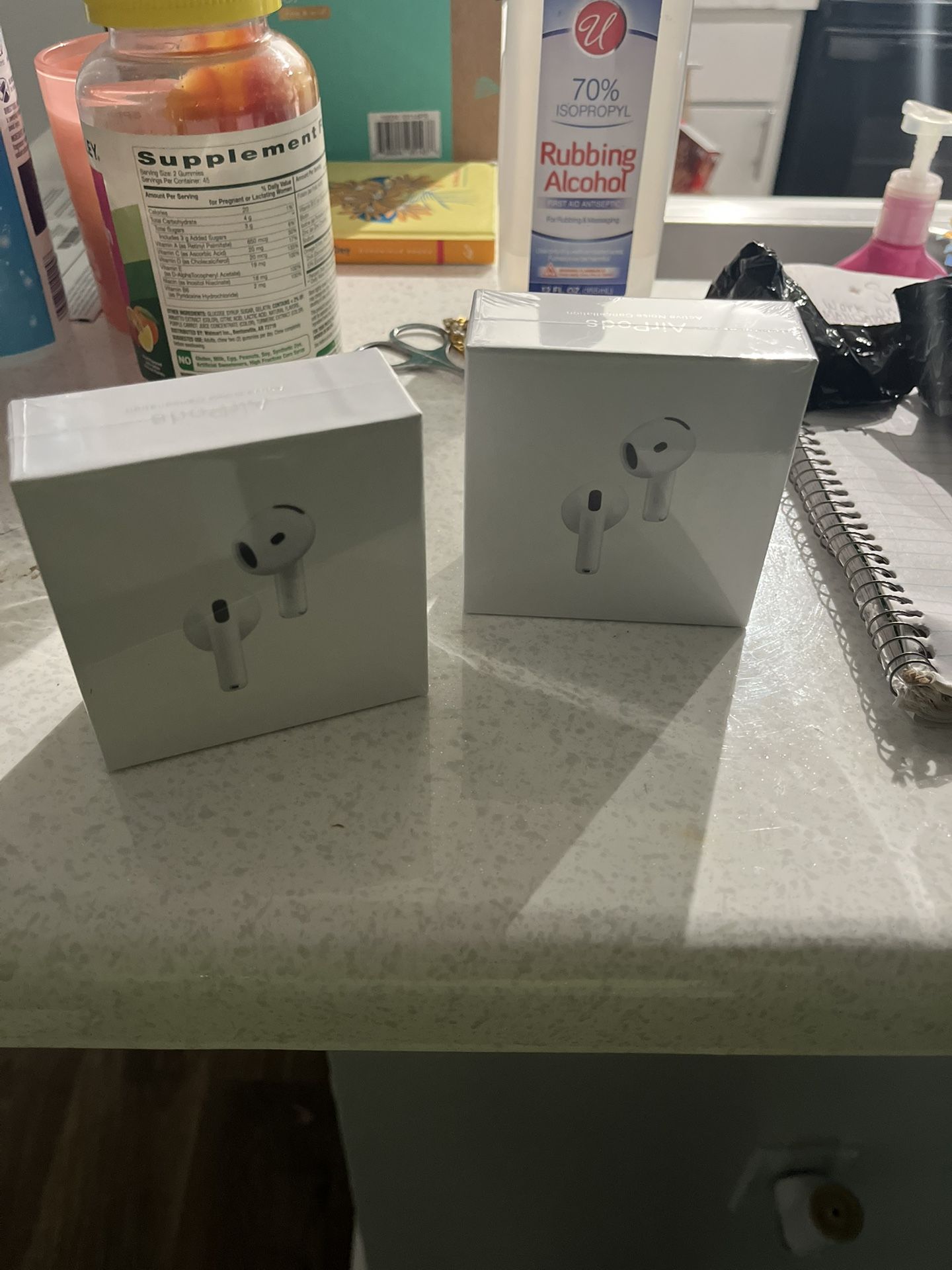 AirPod 4s