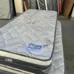 Twin Size Mattress Pillow Top