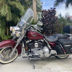 2001 Harley Davidson Road King Classic