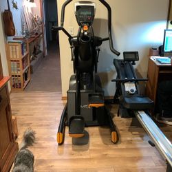 Octane Fitness MTX Climber Like New