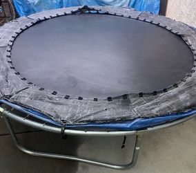 Trampoline 8 inch all around