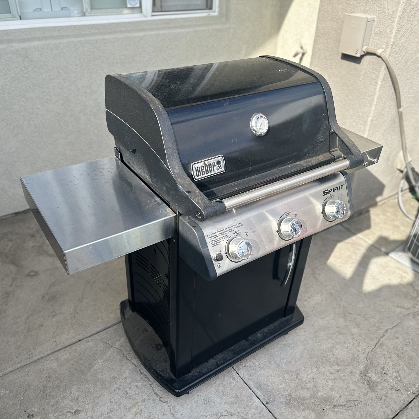 Weber BBQ Grill With Cover