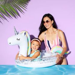 Lil Unicorn Float - NEW