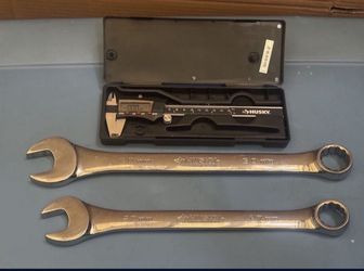 Husky Tools Two wrenches and one Caliper